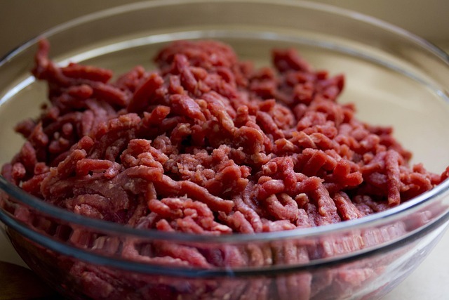 三种饮食法为什么都有效:把橄榄油、脂肪供能与进食窗口还原成同一个机制 配图