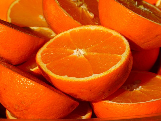 当卡片超过一千张:编号寻址的失效点,与标签、时间戳、双链三种替代方案的取舍 配图