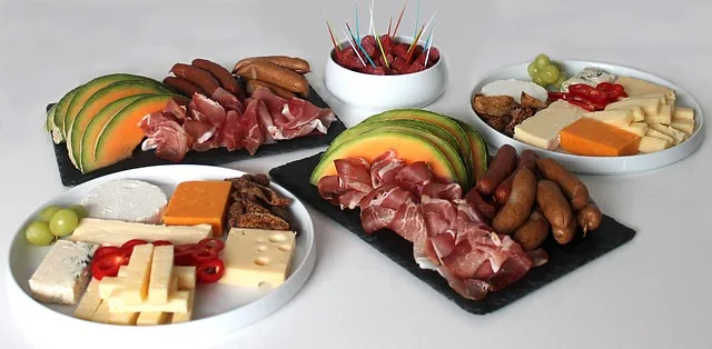 先菜后饭再吃肉：调整进食次序对餐后血糖的可见影响 配图